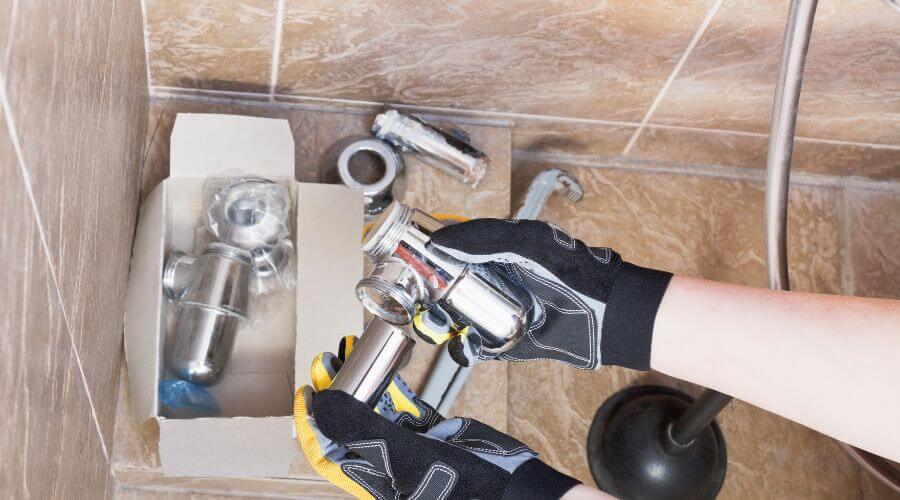 Professional gutter cleaning in Rush Hill, MO